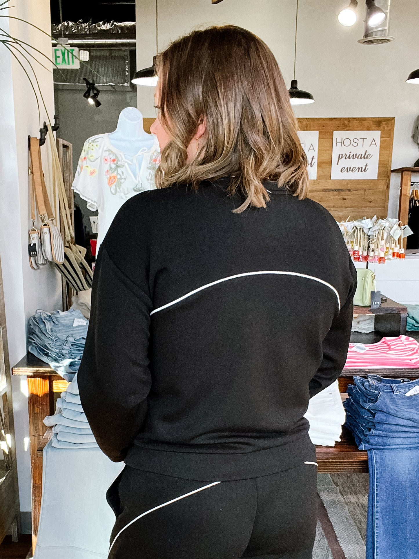 Black W/White Long sleeve Lounge Top
