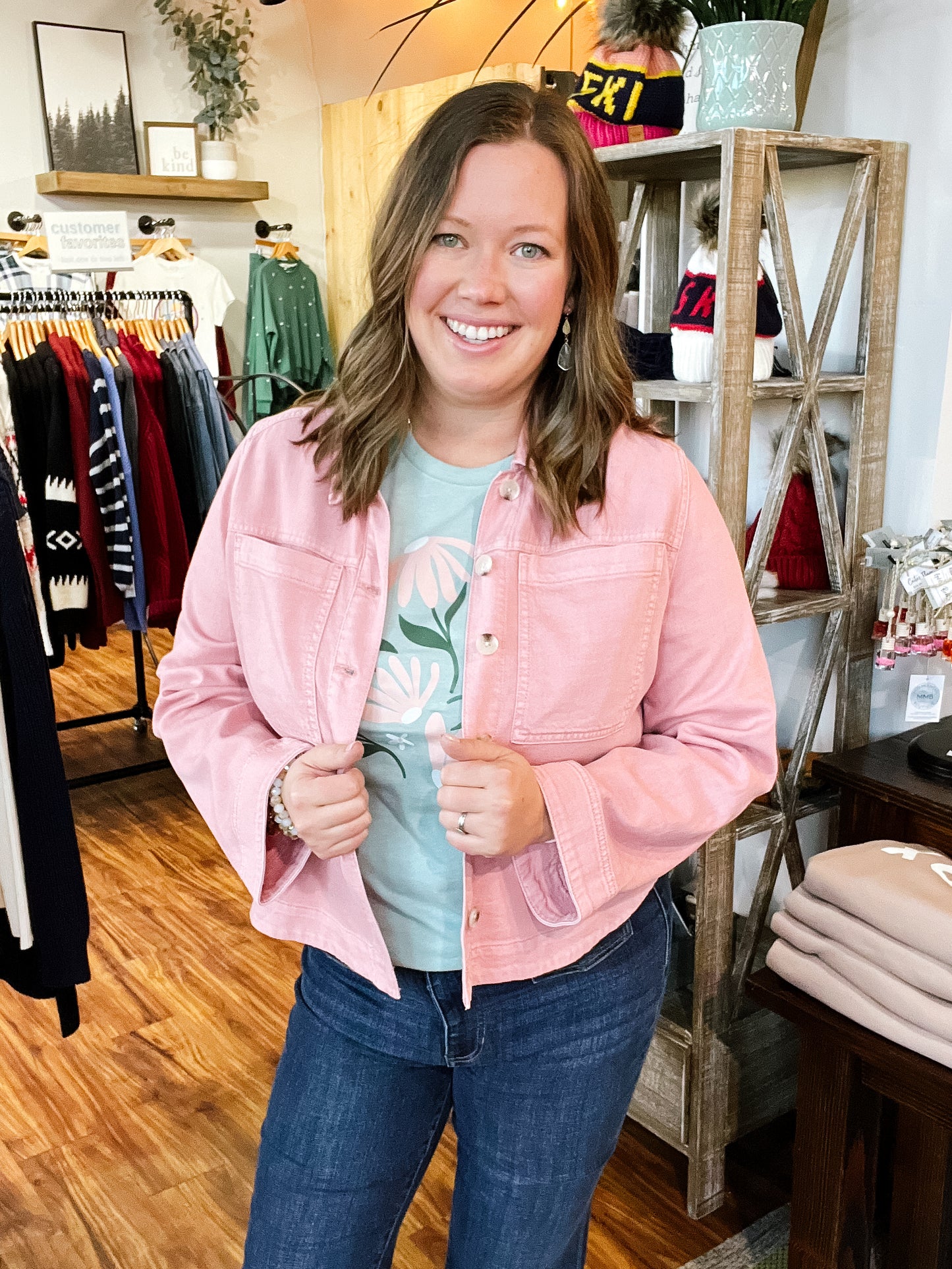 Seafoam Green Daisy T-Shirt
