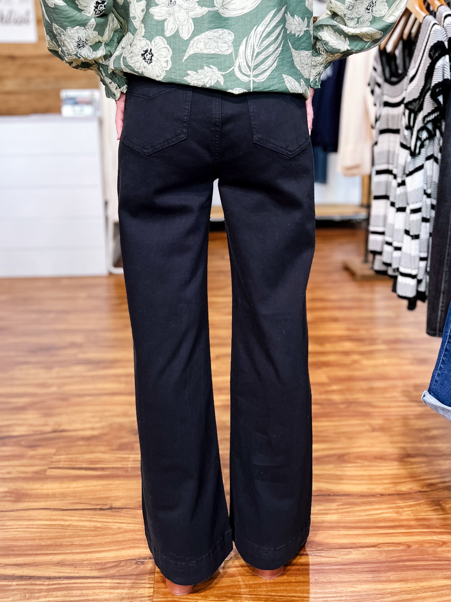 Black Pant W/Stretch