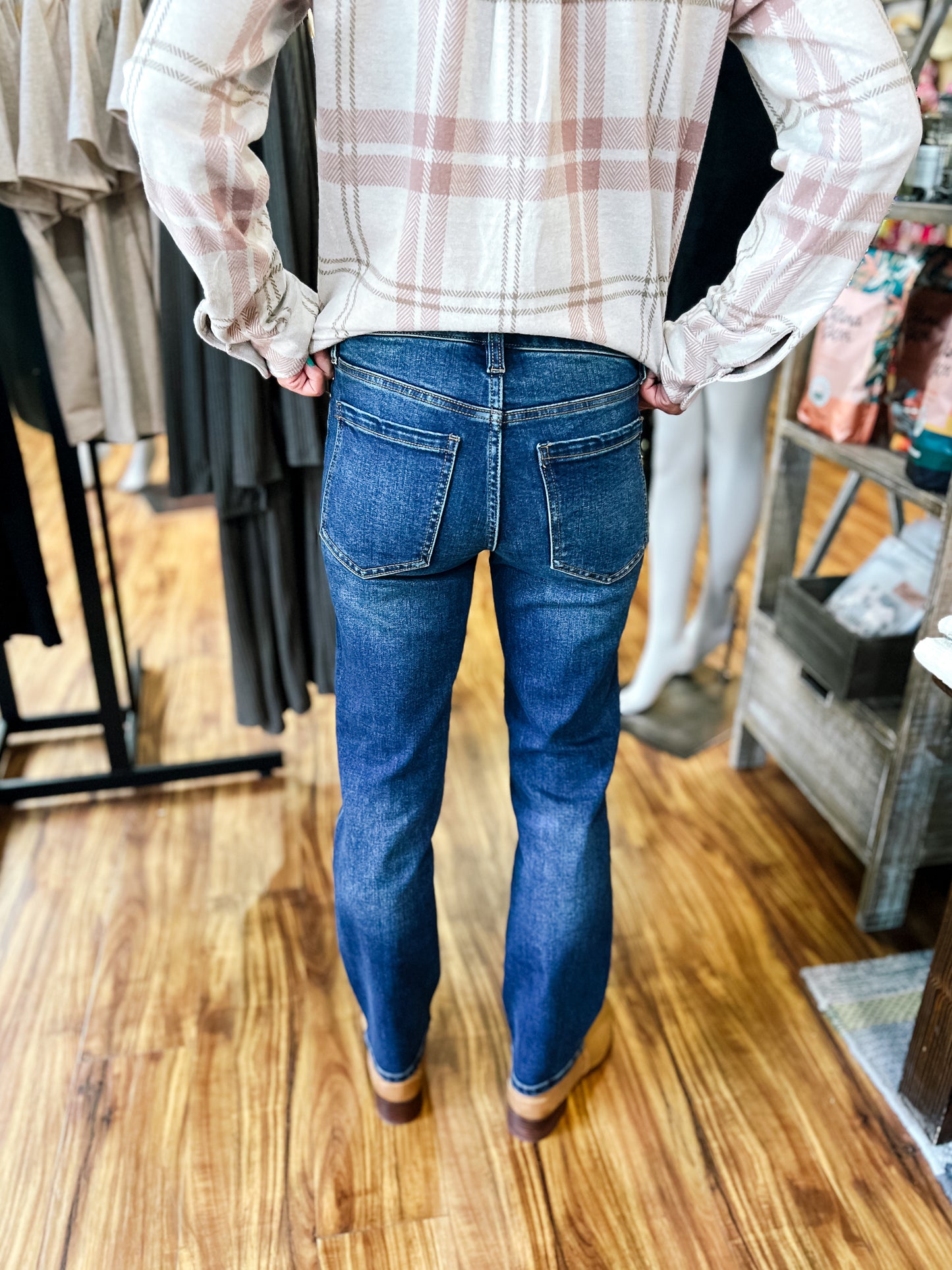 Liv Non Skinny Skinny Gleason Jean