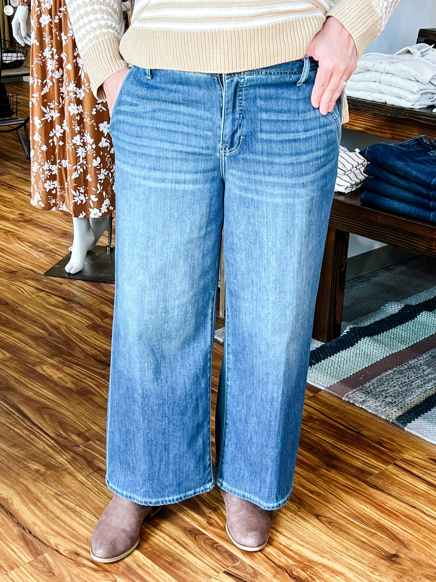 Weekender Relaxed Wide Leg Walnut Creek Jeans