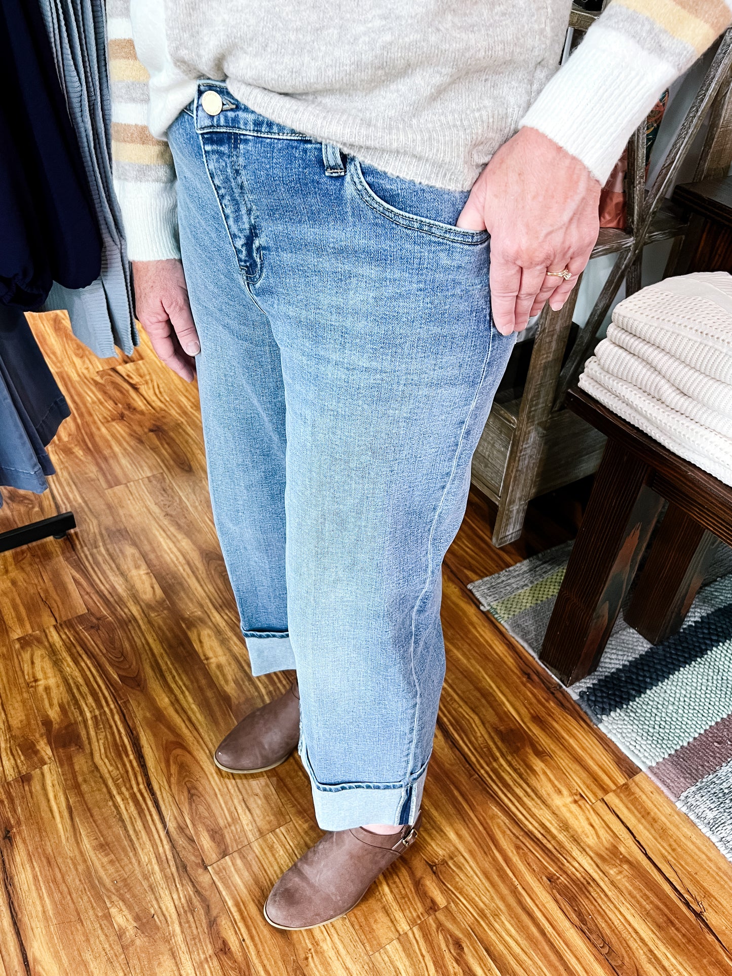 Morgan Cuffed Wide Leg Jean