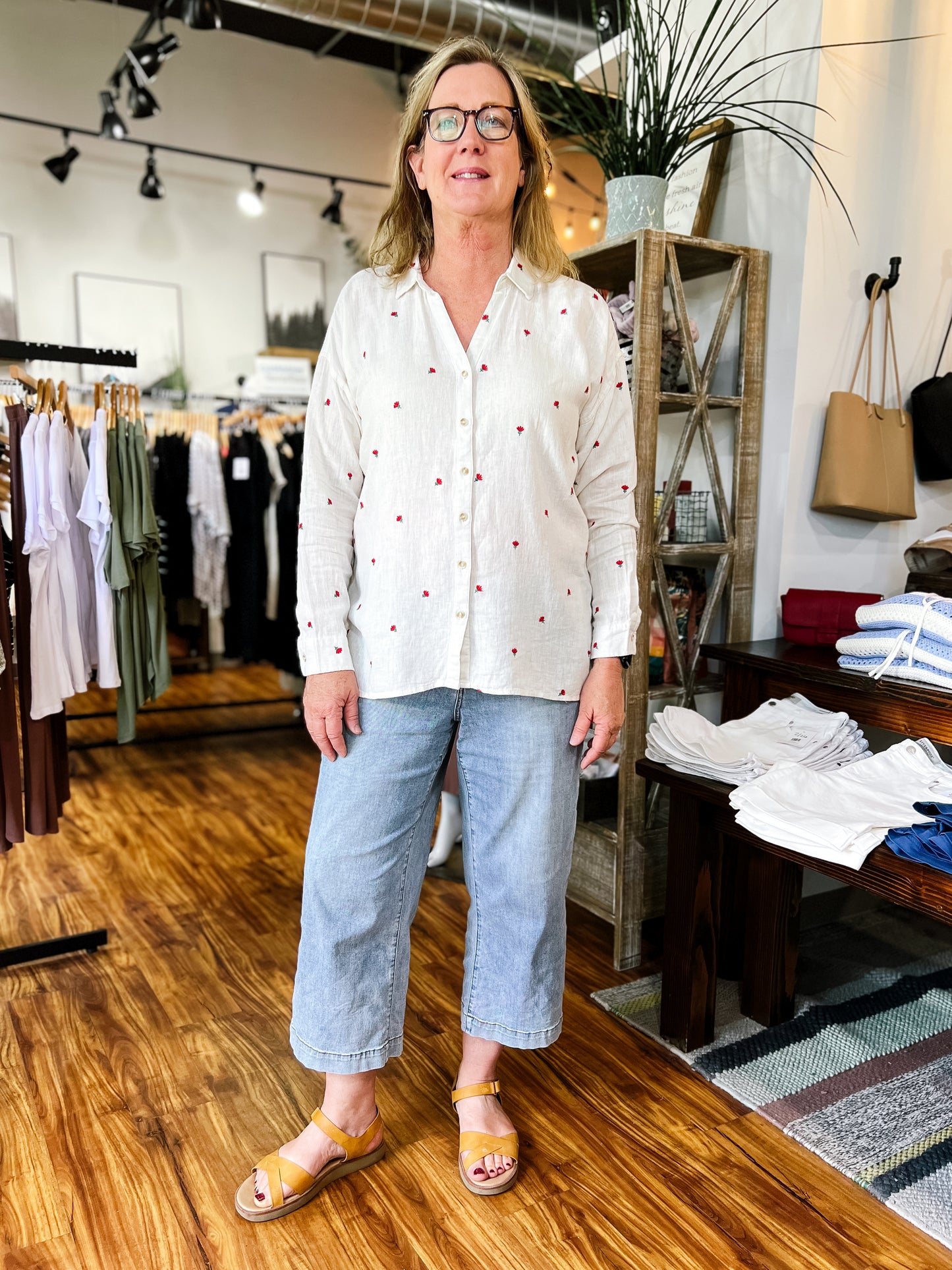 Ivory W/Red Embroidery Flowers Shirt