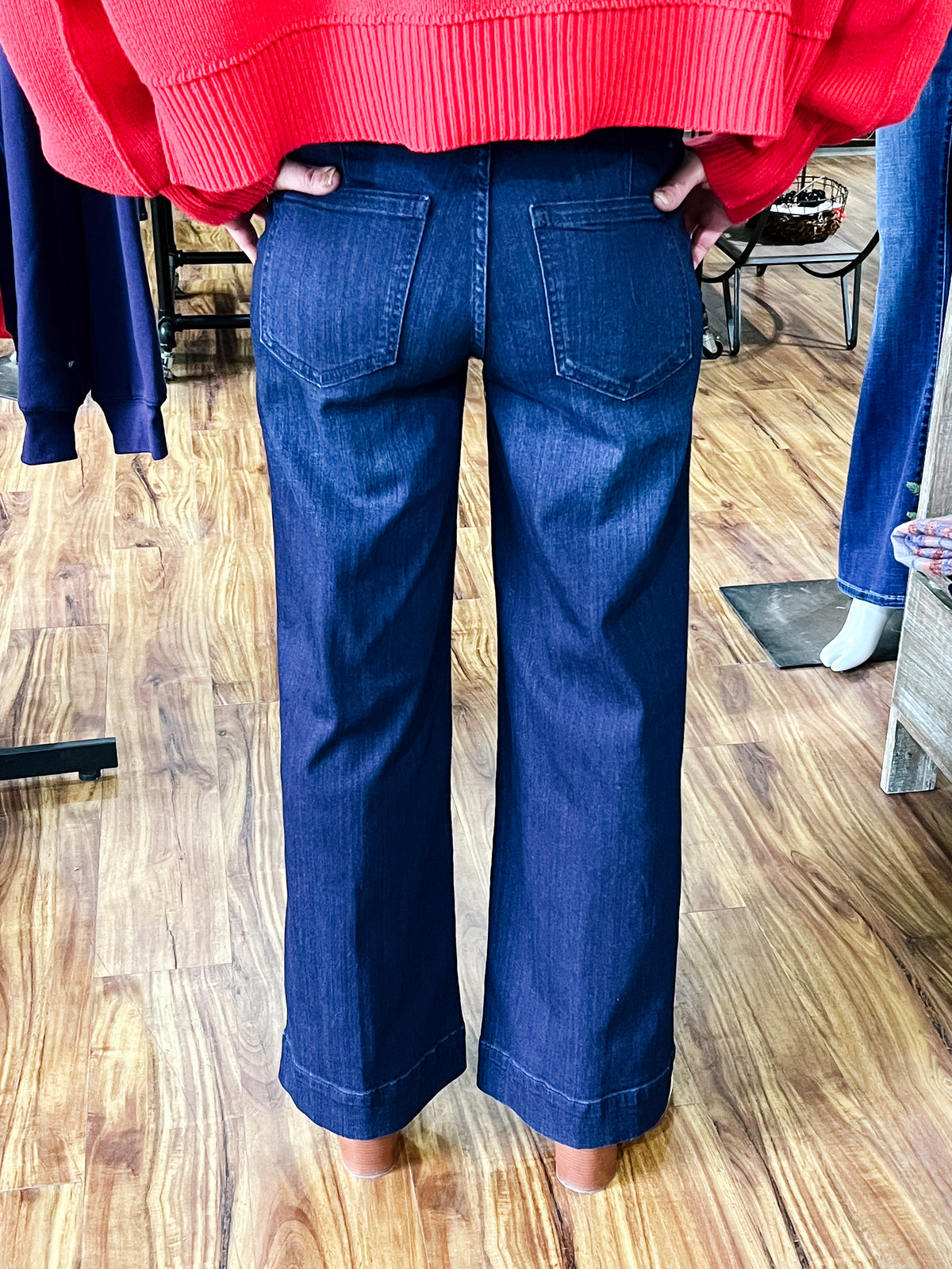 Patch Pocket Petite Wide Leg Jean Summit Lake