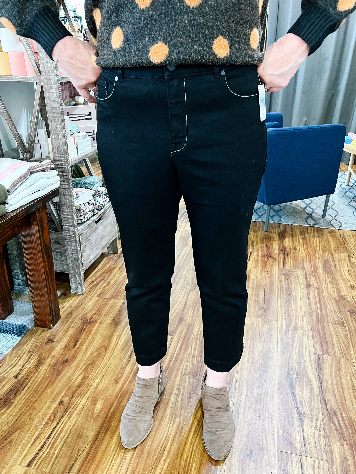 Black W/ White Stitch Detail Sophia Jean