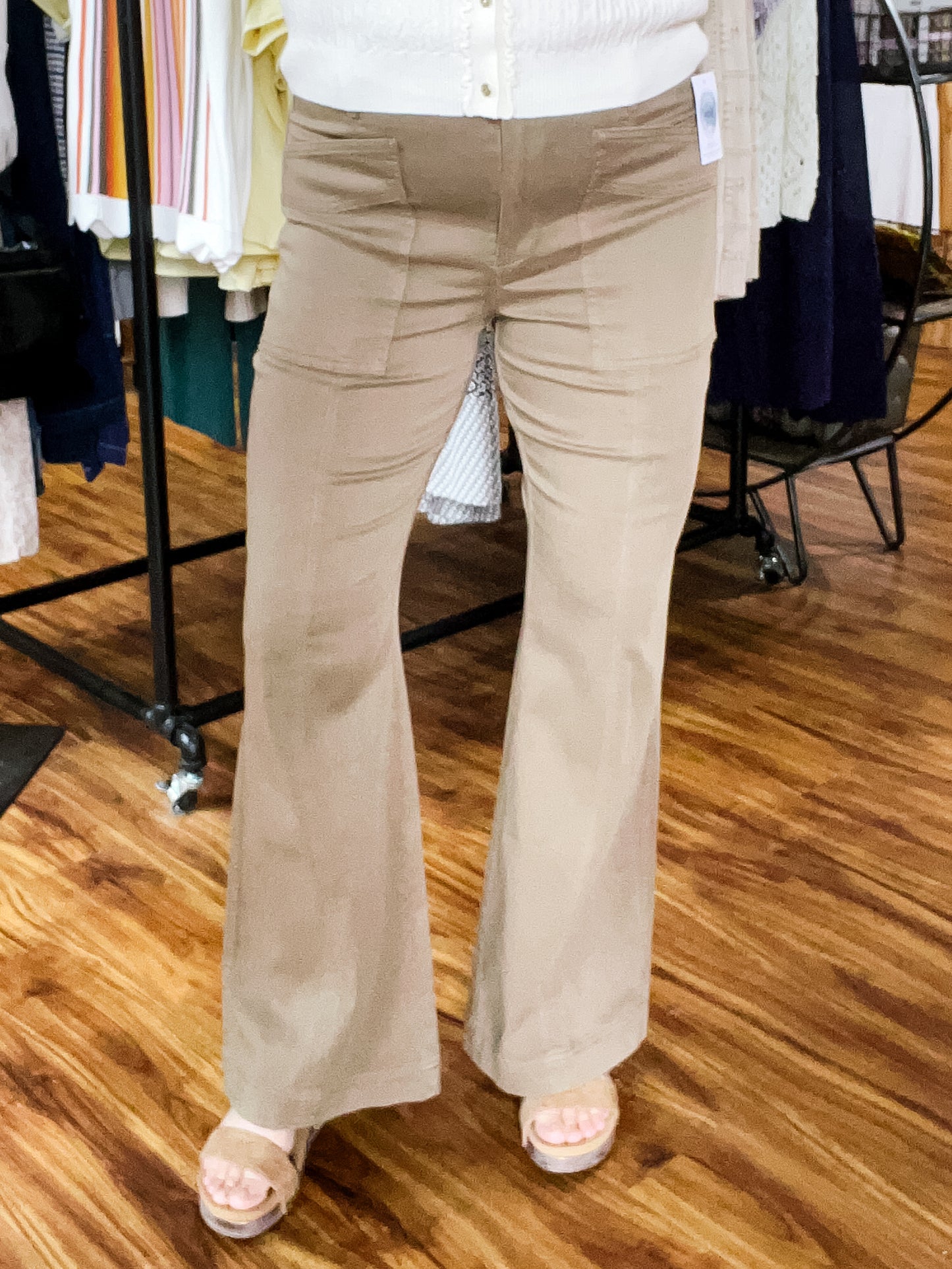 HR Flare Oak Brown Pants