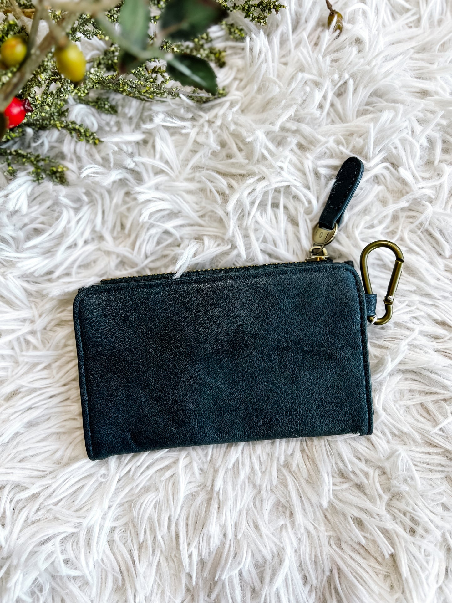 Bifold W/Carabiner Wallet