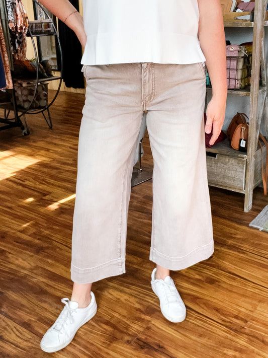 Weekender Wide Leg Crop Antique Khaki Jean