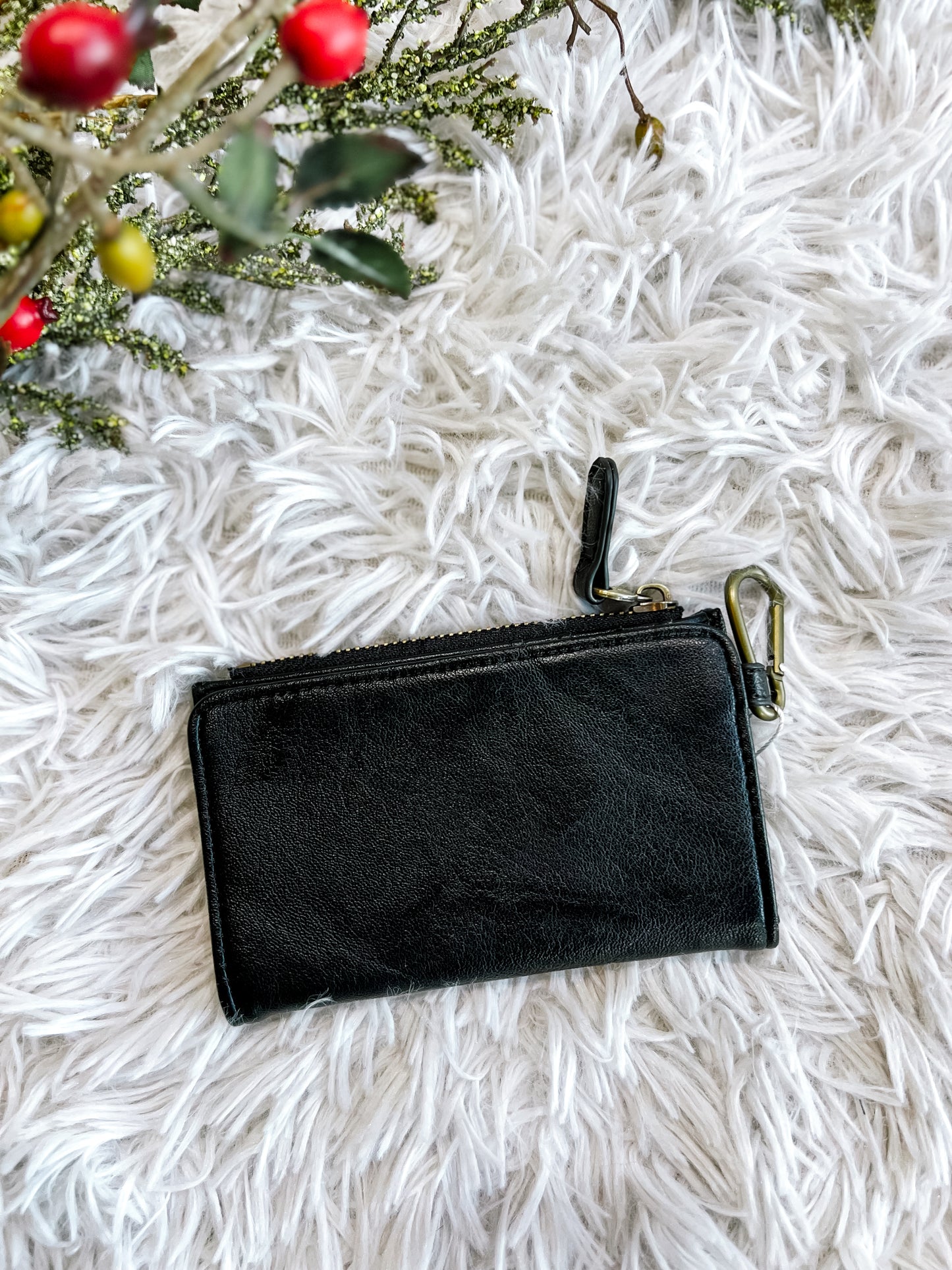 Bifold W/Carabiner Wallet