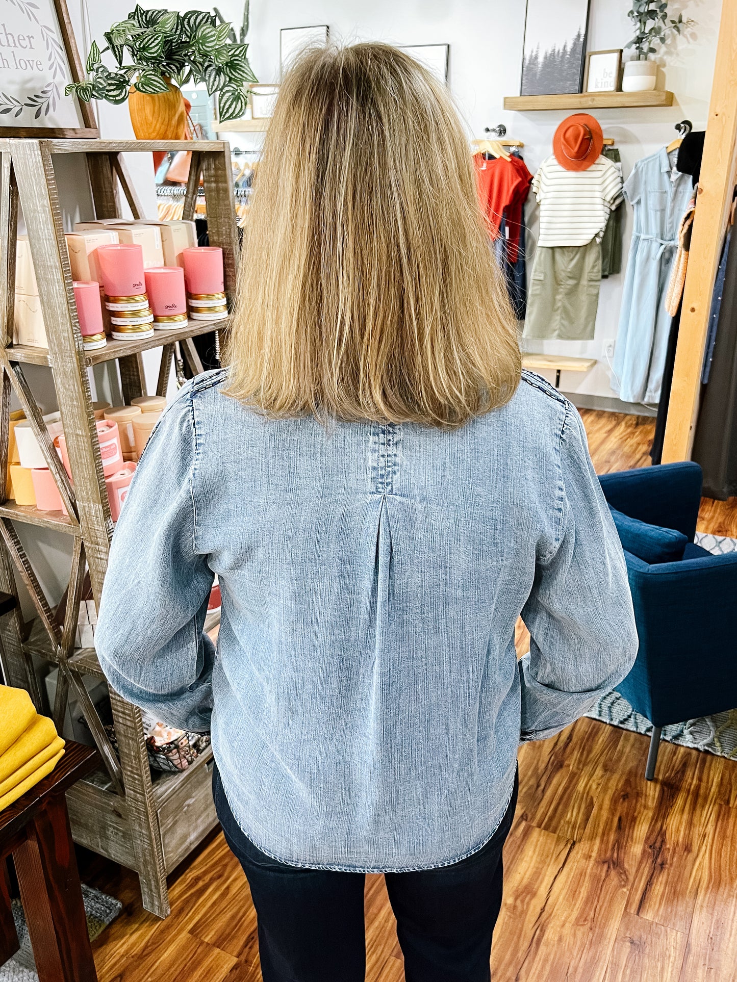Chambray W/Embroidery Detail Shirt