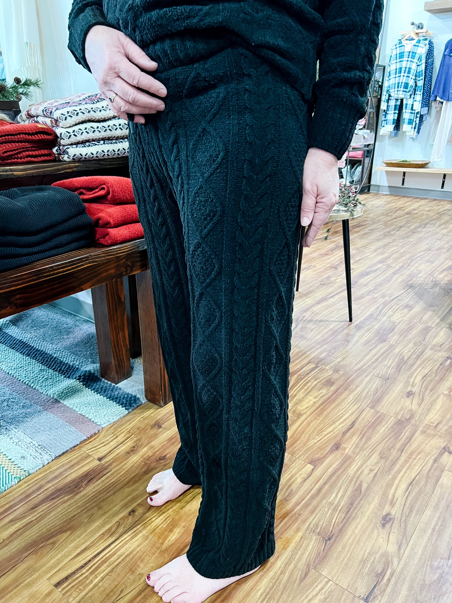 Black Cable Knit Chenille Pant