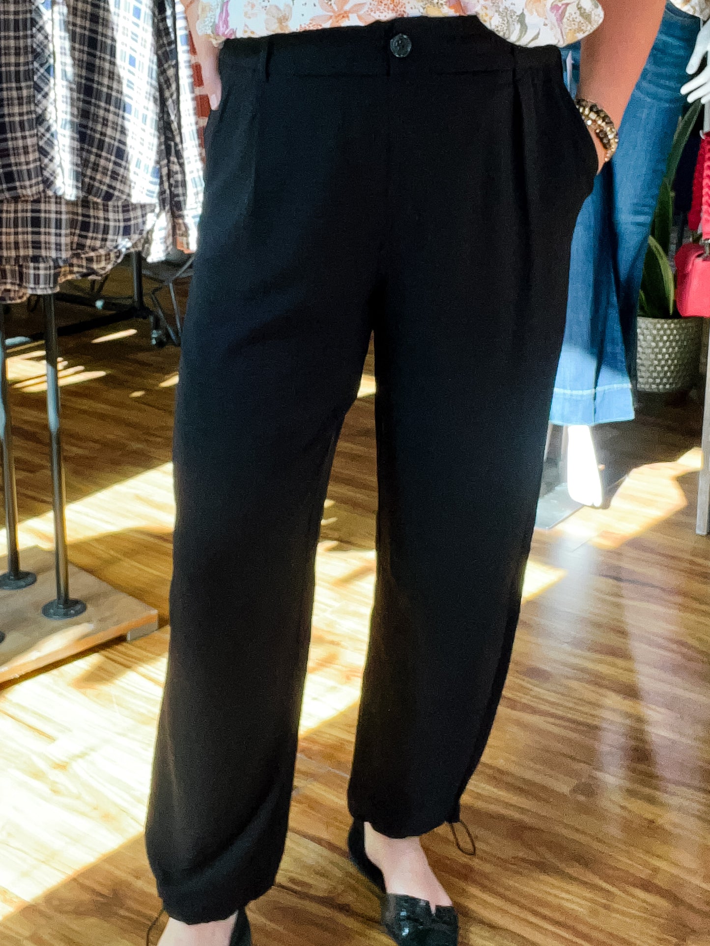 Black Flowy Pant