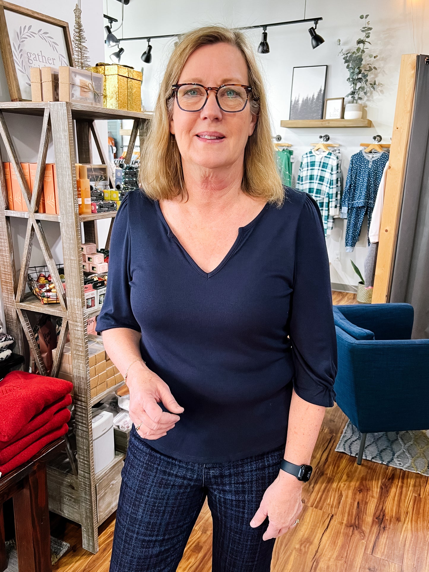 Navy Ribbed 3/4 Sleeve Top