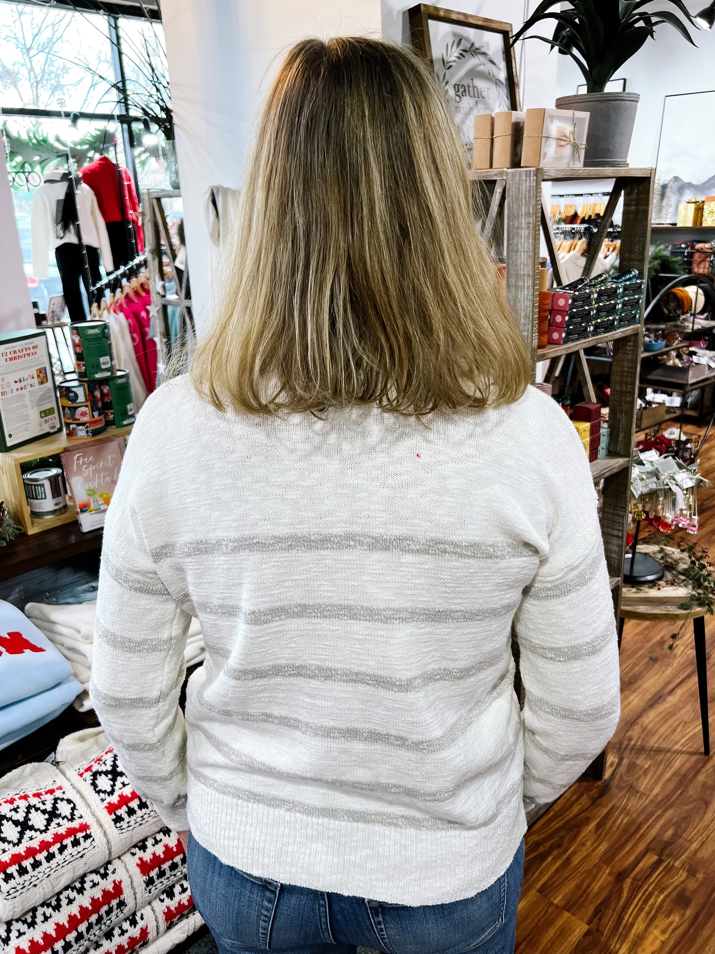 Cream W/Pebble Stripes Sweater