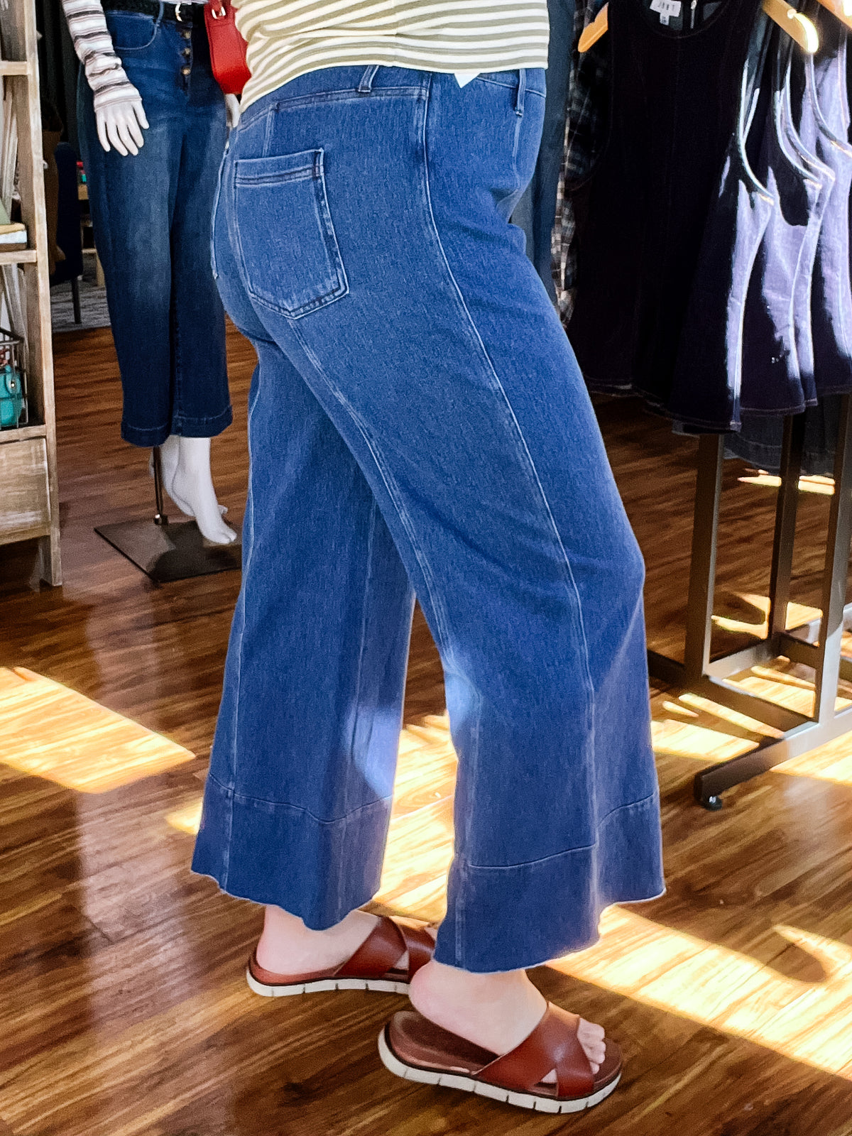 Medium Wash Wide Leg Knit Denim Jean