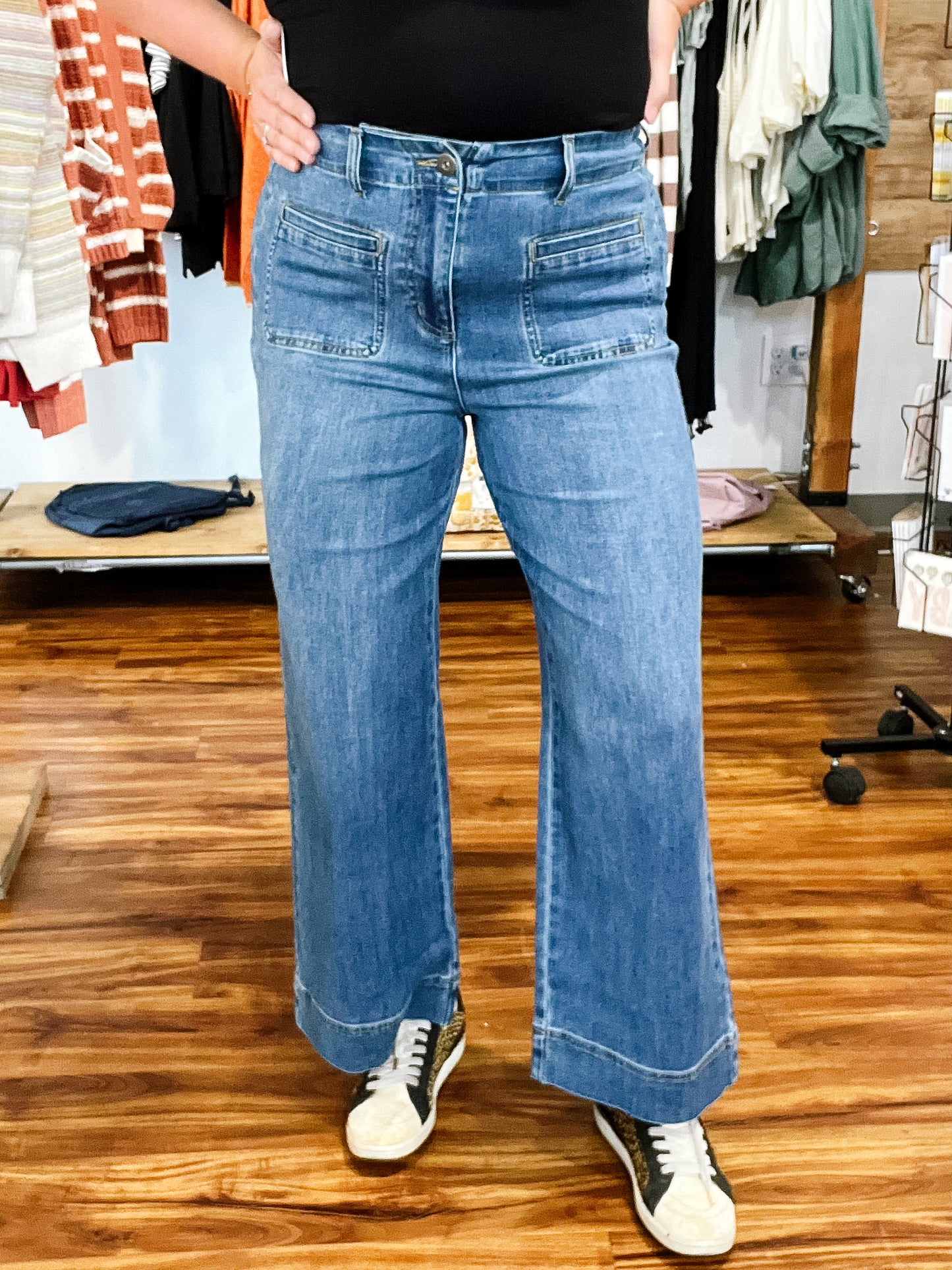 Denim Wide Leg Jean W/ Pockets