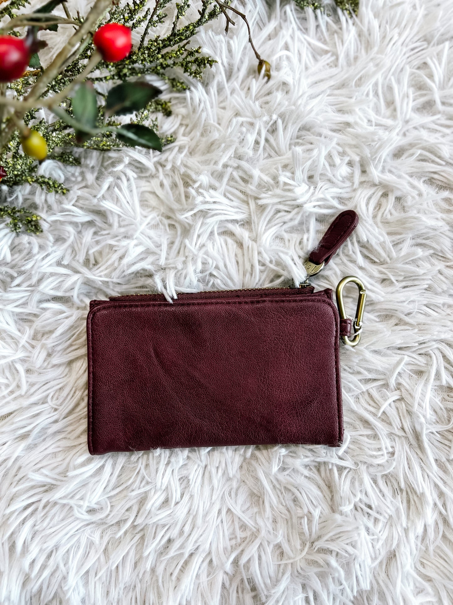 Bifold W/Carabiner Wallet