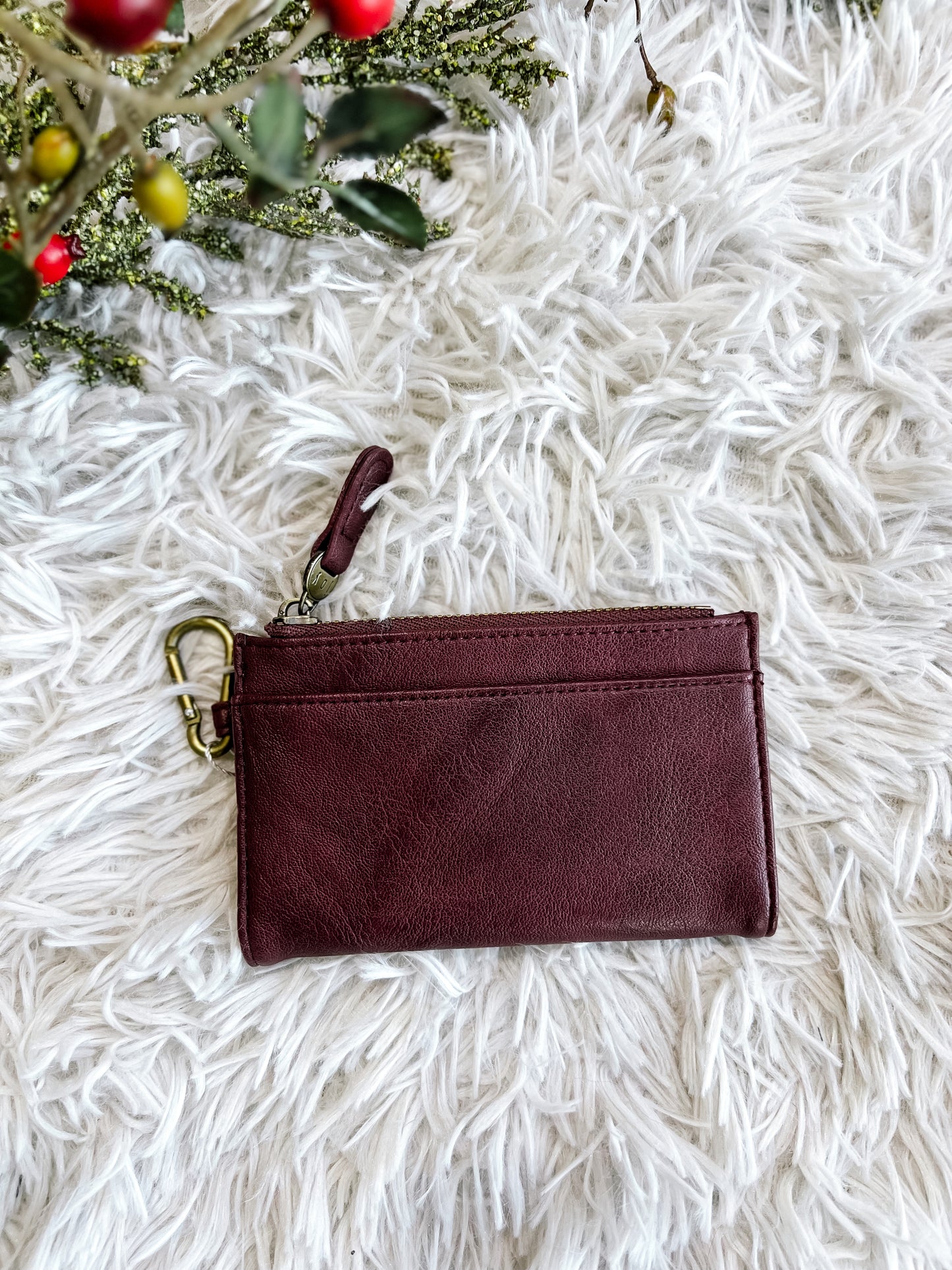 Bifold W/Carabiner Wallet