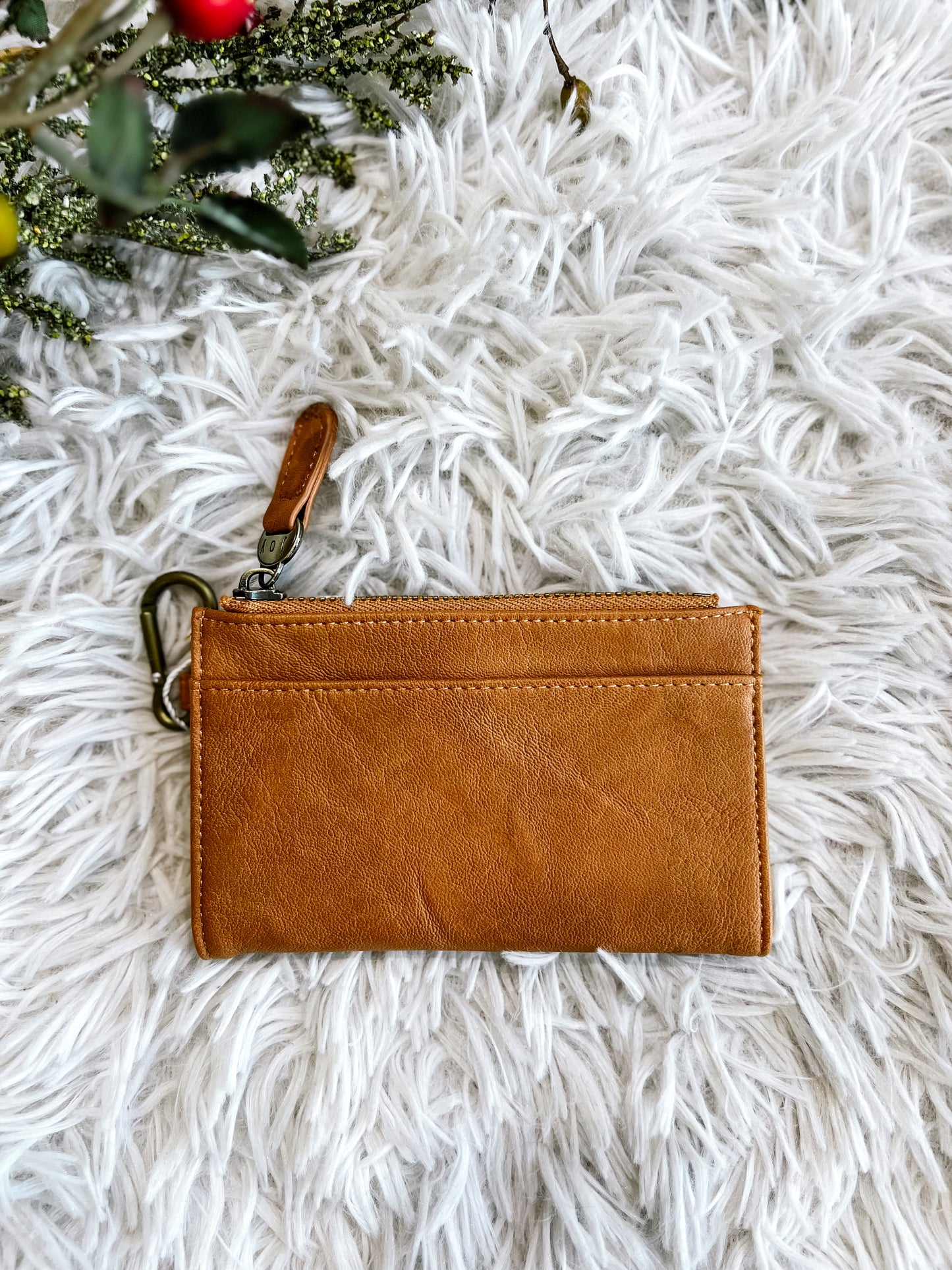 Bifold W/Carabiner Wallet