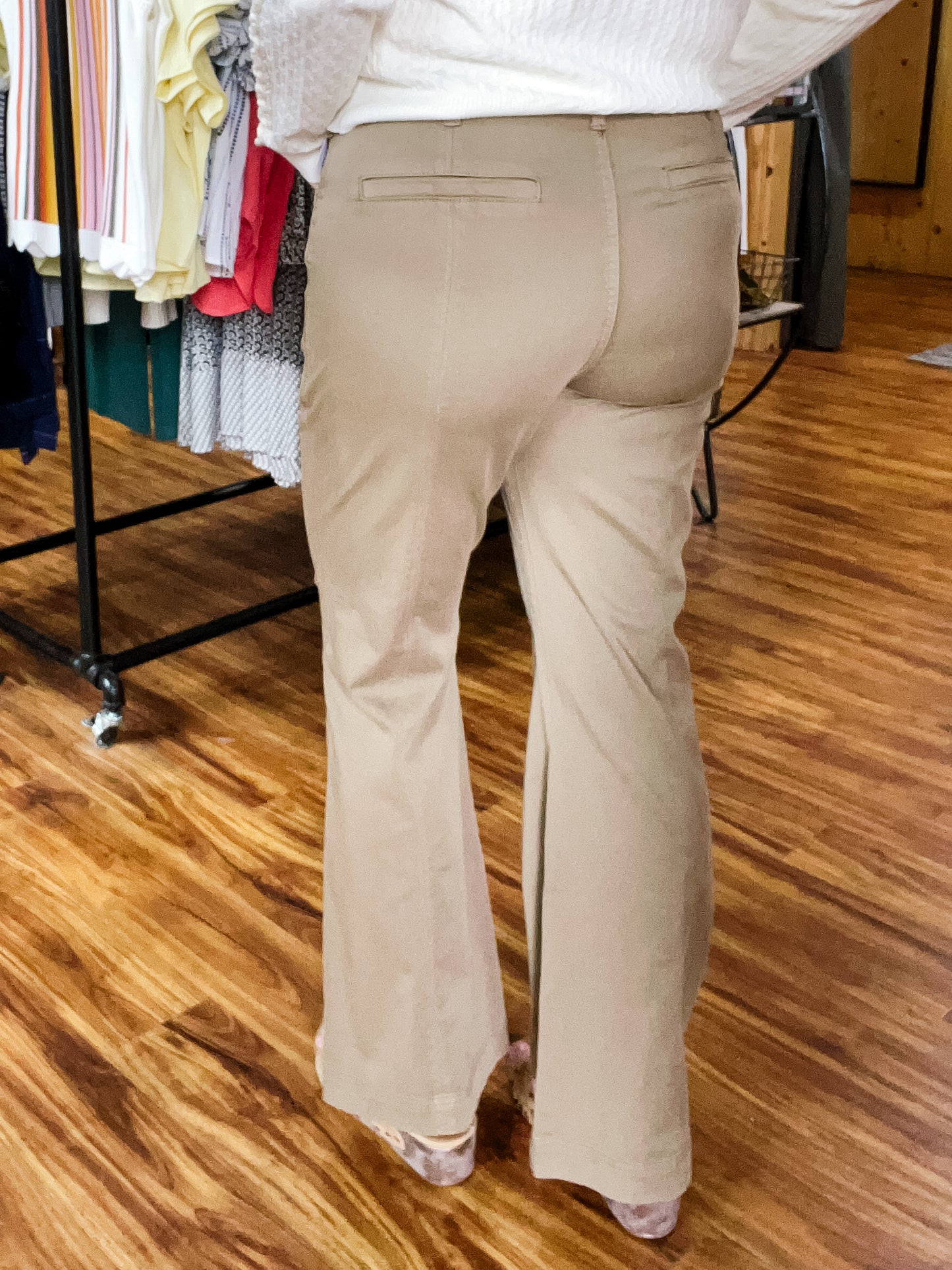 HR Flare Oak Brown Pants