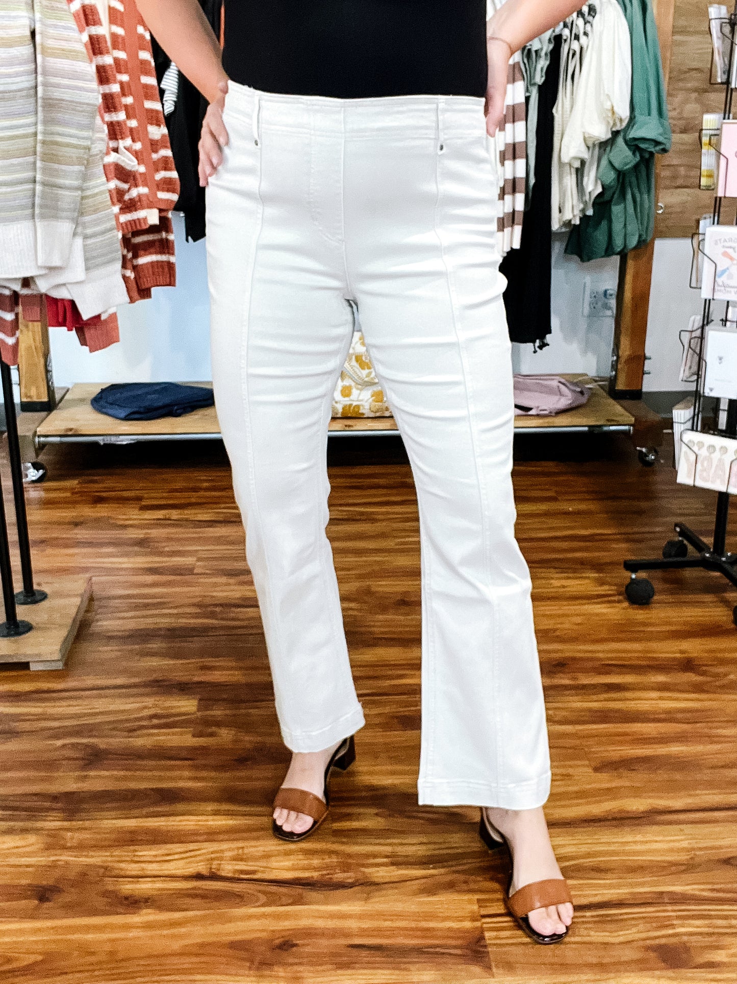 Cream Pull On Pant W/ Front Leg Seams