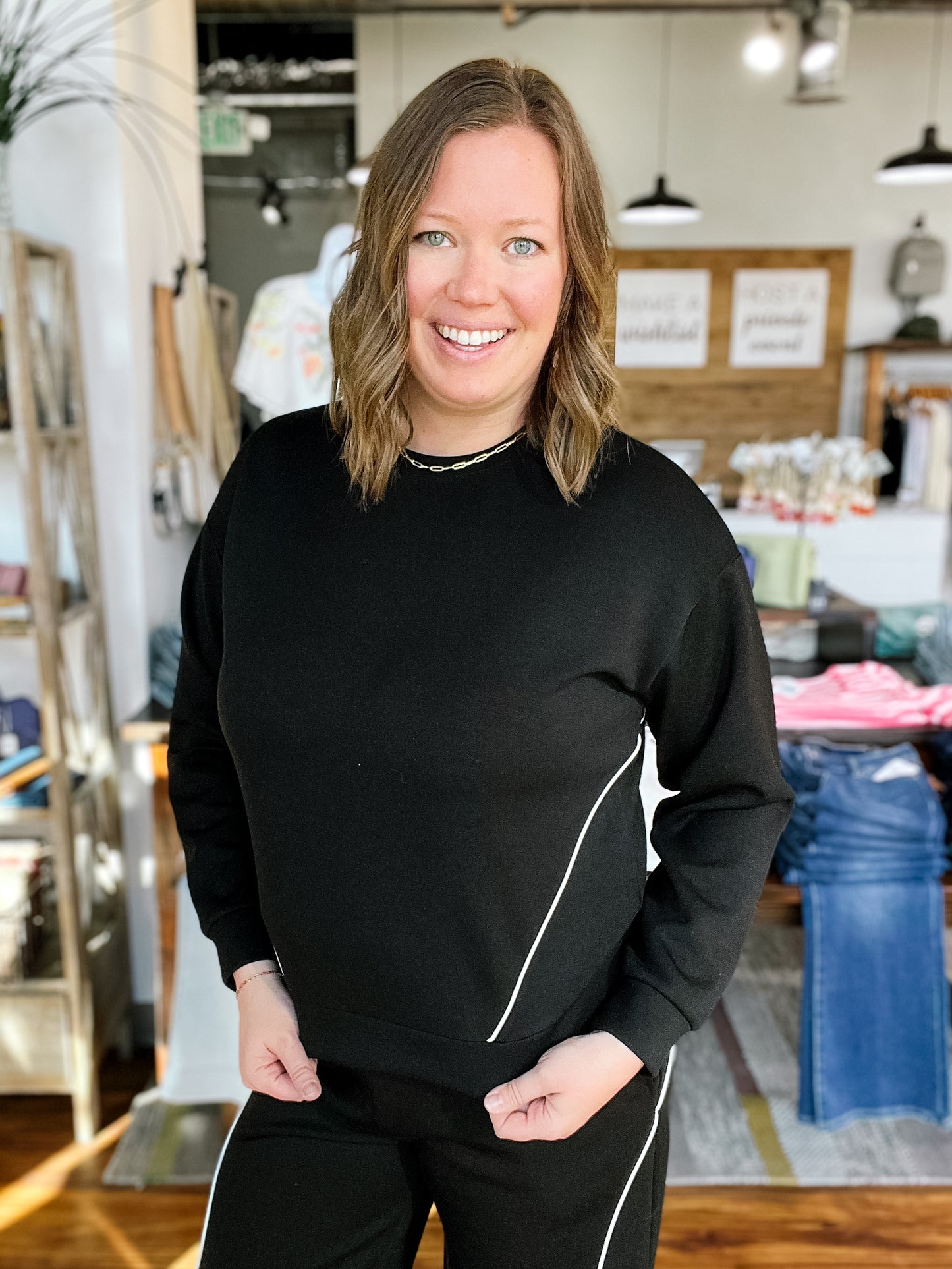 Black W/White Long sleeve Lounge Top