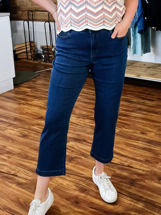 Audrey Medium Wash Unbound Straight Crop Denim