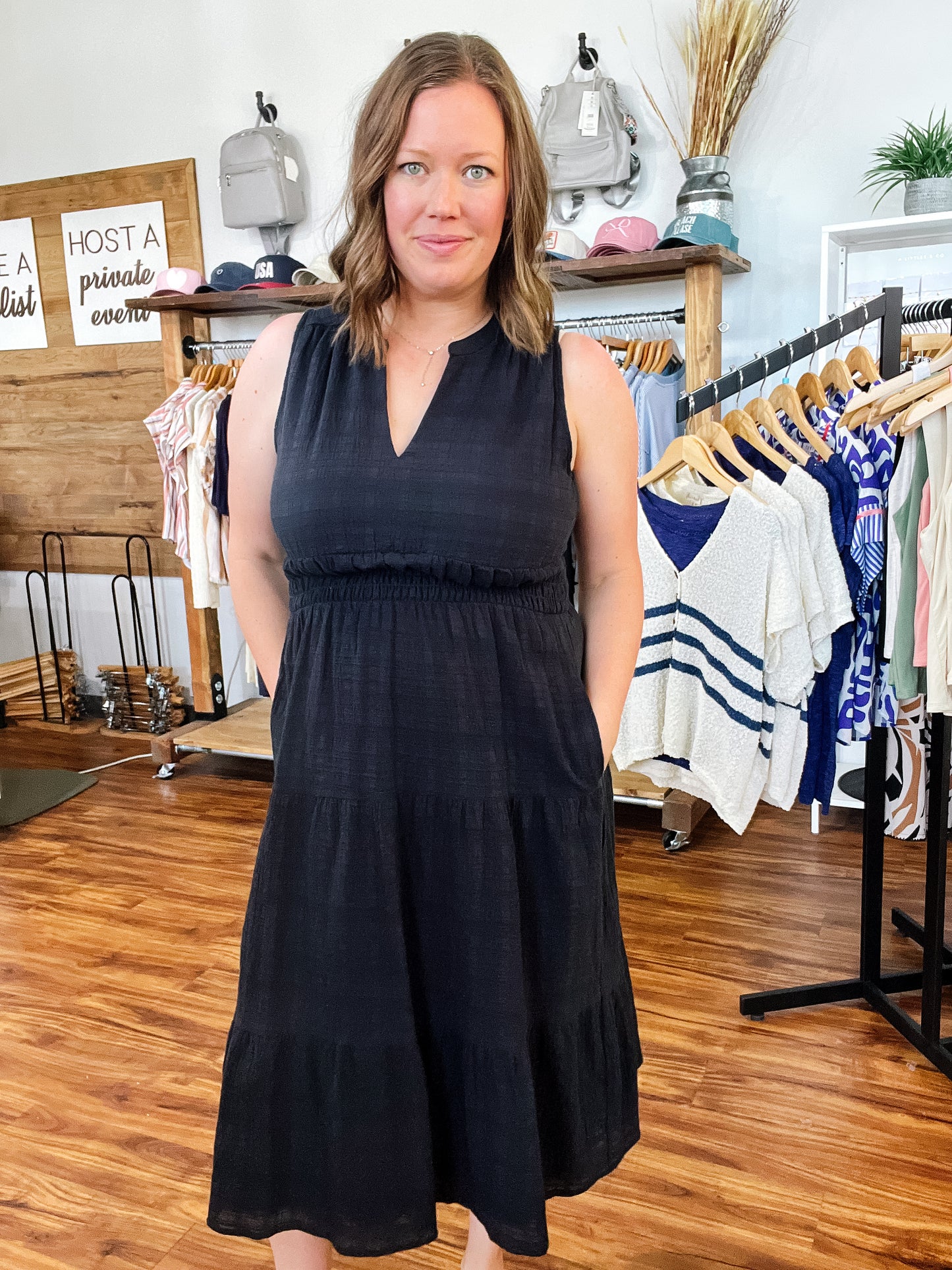 Black Sleeveless Tiered Midi Dress