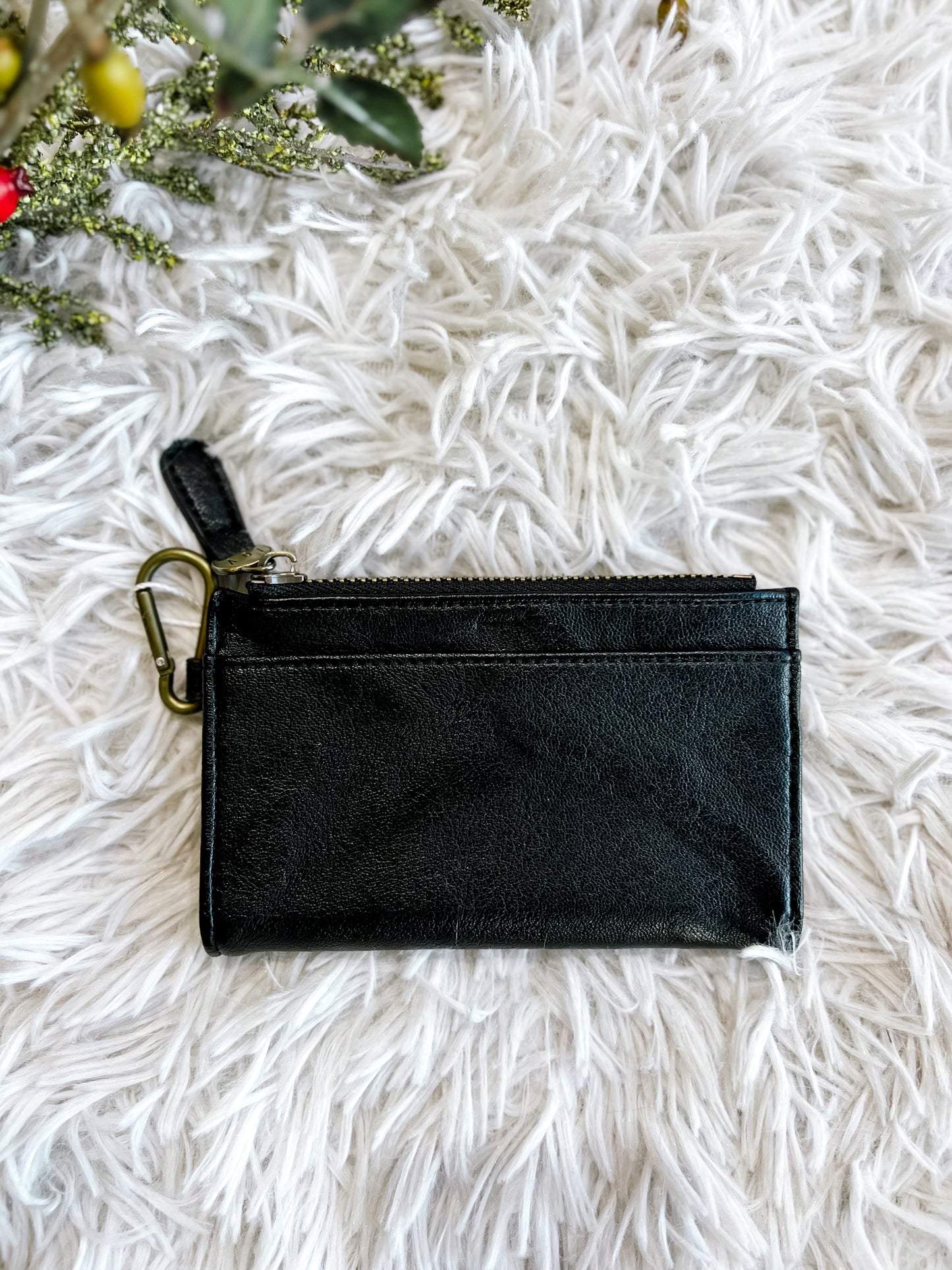 Bifold W/Carabiner Wallet