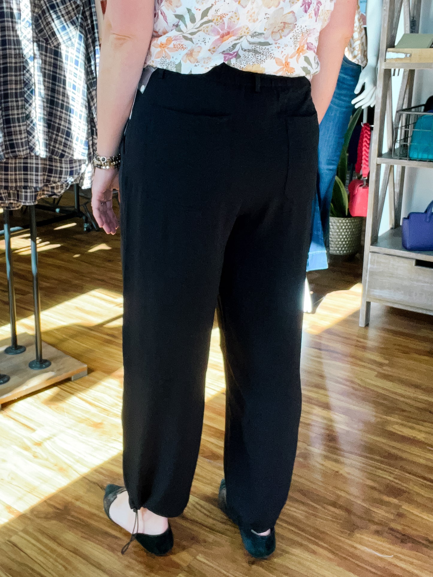 Black Flowy Pant