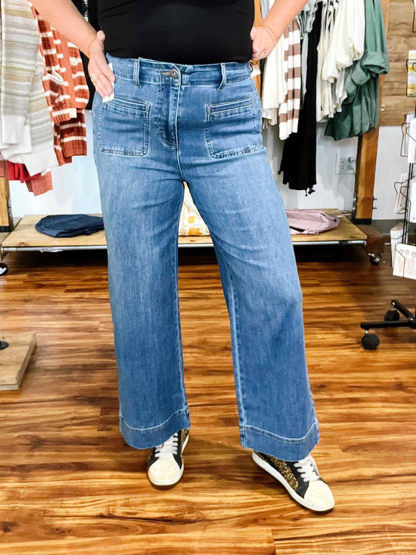 Denim Wide Leg Jean W/ Pockets