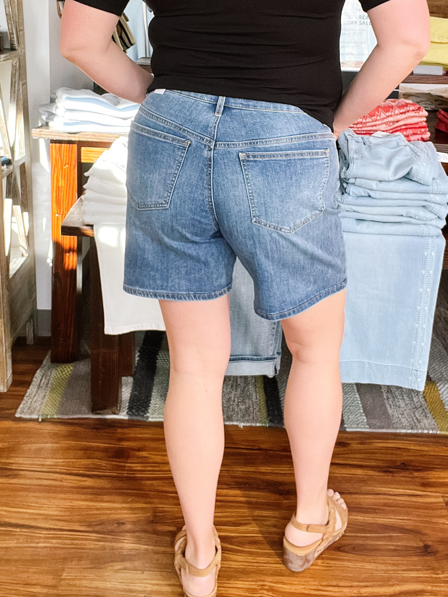 Audrey GIrlfriend Pebbleblue Shorts
