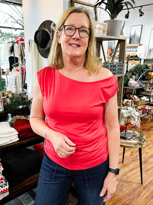 Red Short Sleeve T shirt