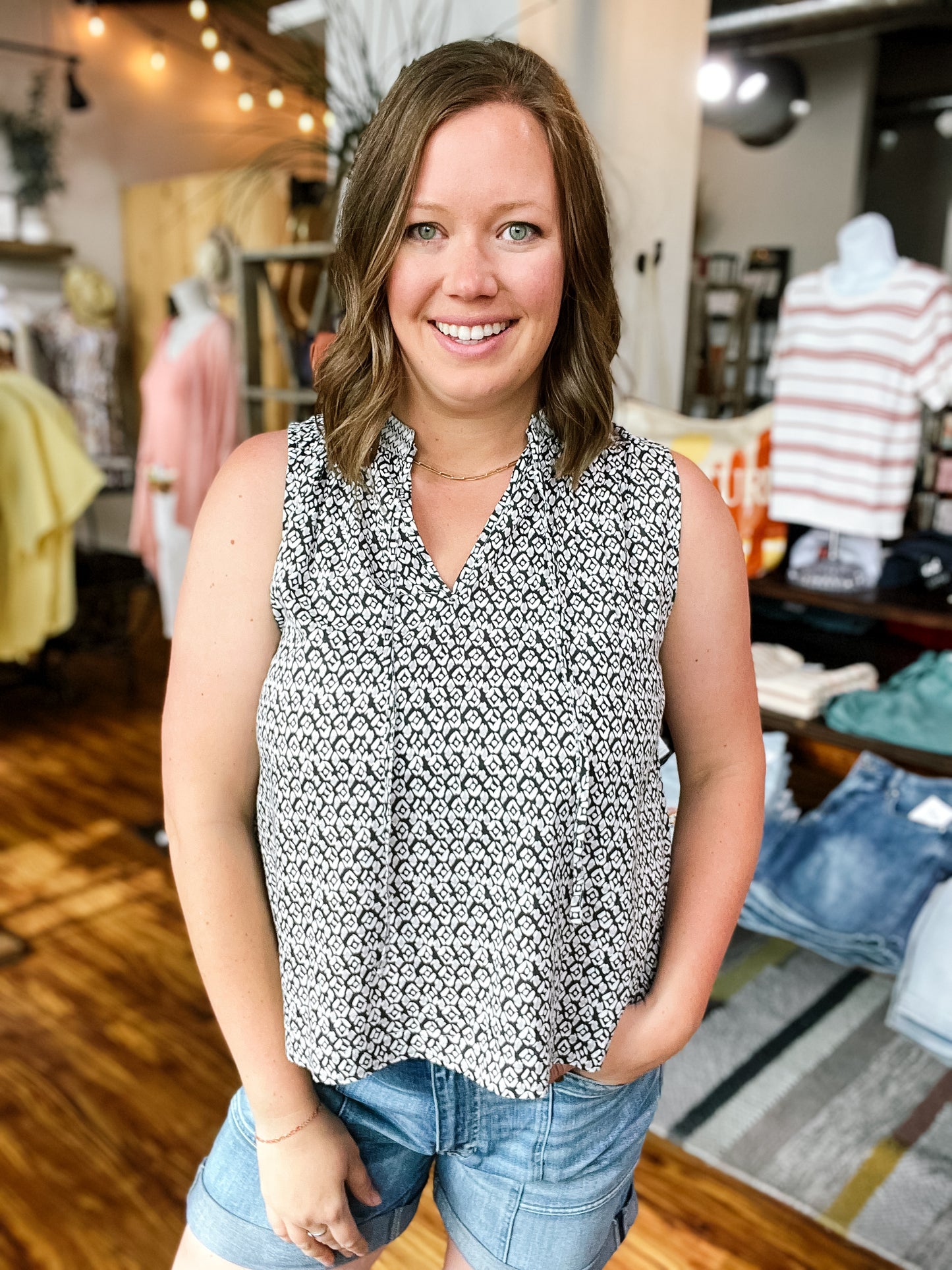Black Geometric Pattern Sleeveless Top