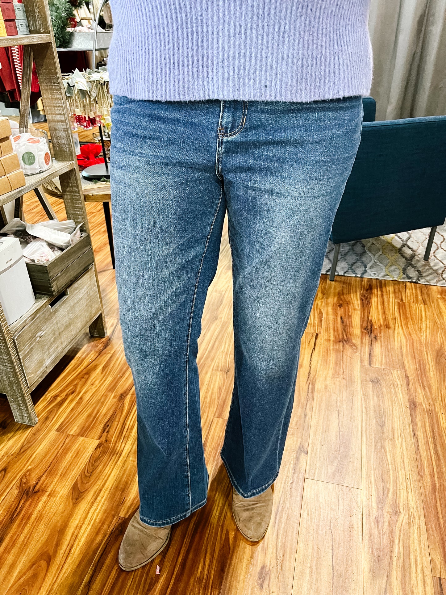 Lucy Yuba Boot 32" Jeans