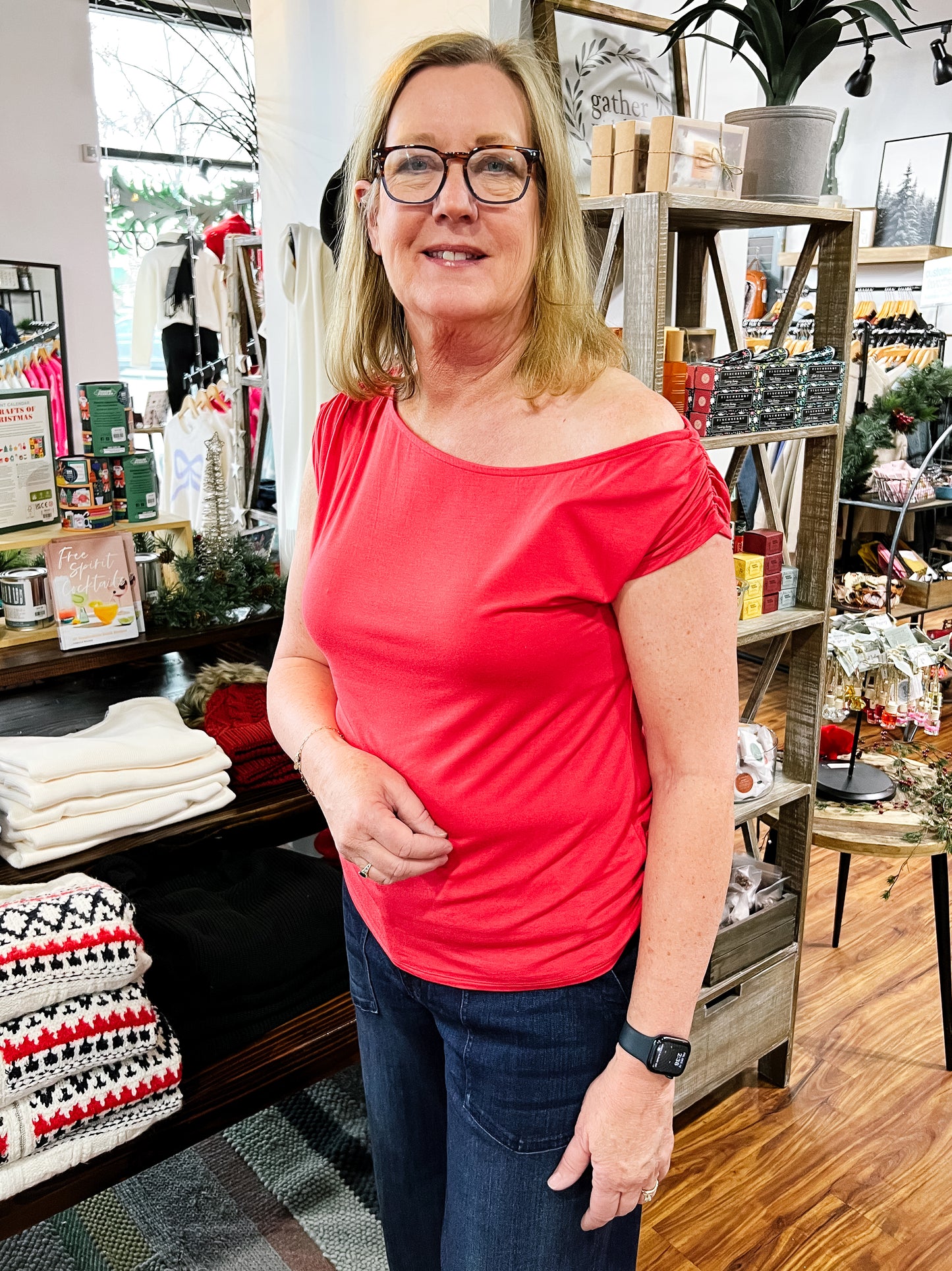 Red Short Sleeve T shirt